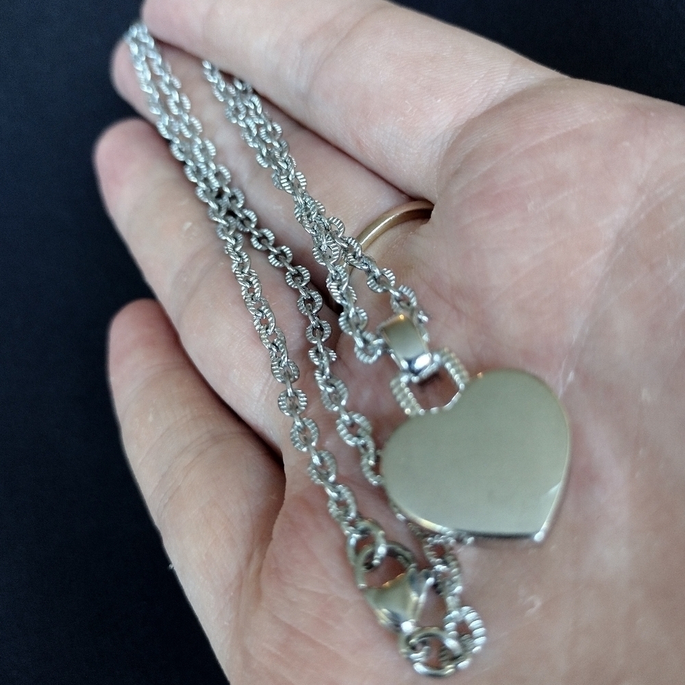 Silver And Gold Heart Pendant Chain Necklace - Picture 6 of 8